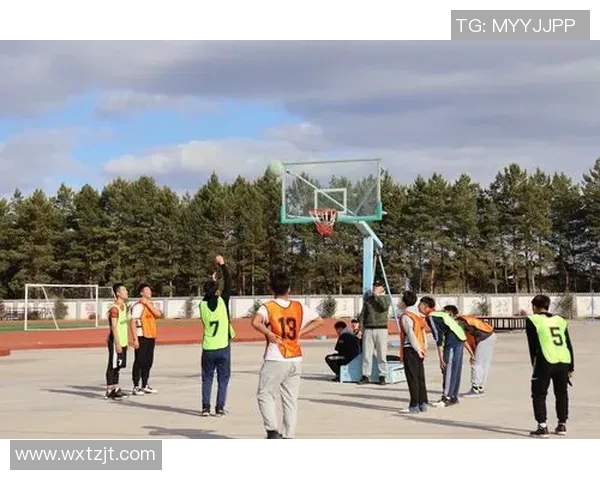 陶汉林:从篮球场上的拼搏到人生舞台的绽放,见证奋斗与坚持的力量 陶汉林:从篮球场上的拼搏到人生舞台的绽放,见证奋斗与坚持的力量