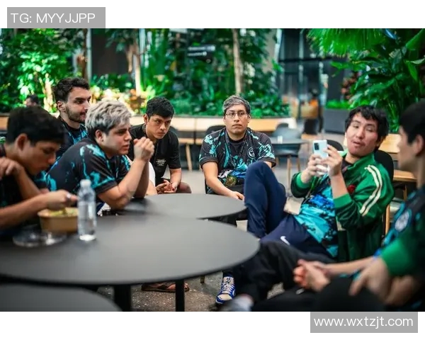 DOTA2战术分析:深入探讨TES战队的防反策略与执行细节 DOTA2战术分析:深入探讨TES战队的防反策略与执行细节